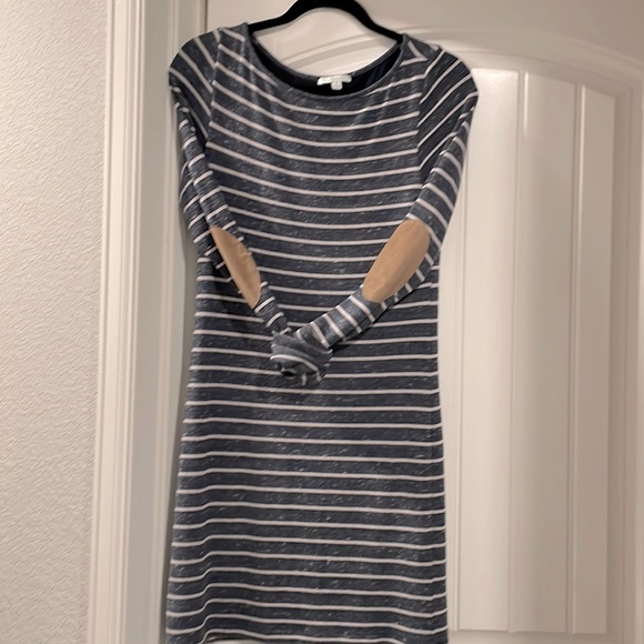Anthro Sopraso Sz M Tunic Heather striped w/ suede elbow patches fits perfectly! - Picture 1 of 6